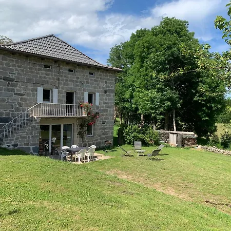 Ferme Au Calme à 15mn Du Chambon Sur Lignon Casa vacanze Saint-Jeures